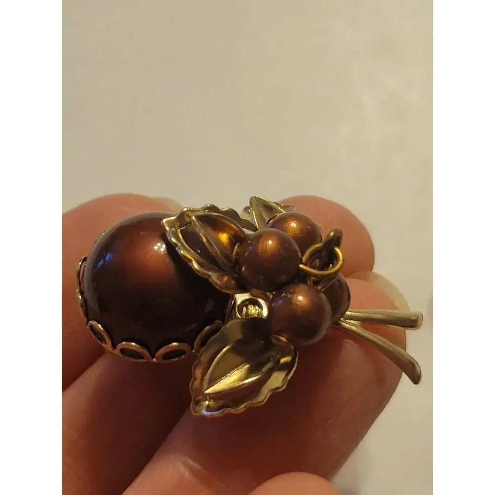 Vintage Estate Earrings Gold Tone Brown Beaded Cluster Clip-On Elegant Jewelry‎